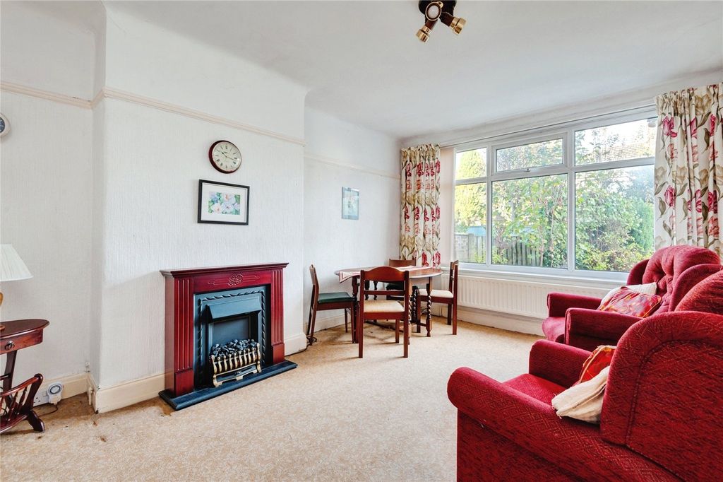 Property photo 3 of 17 Picture No. 06