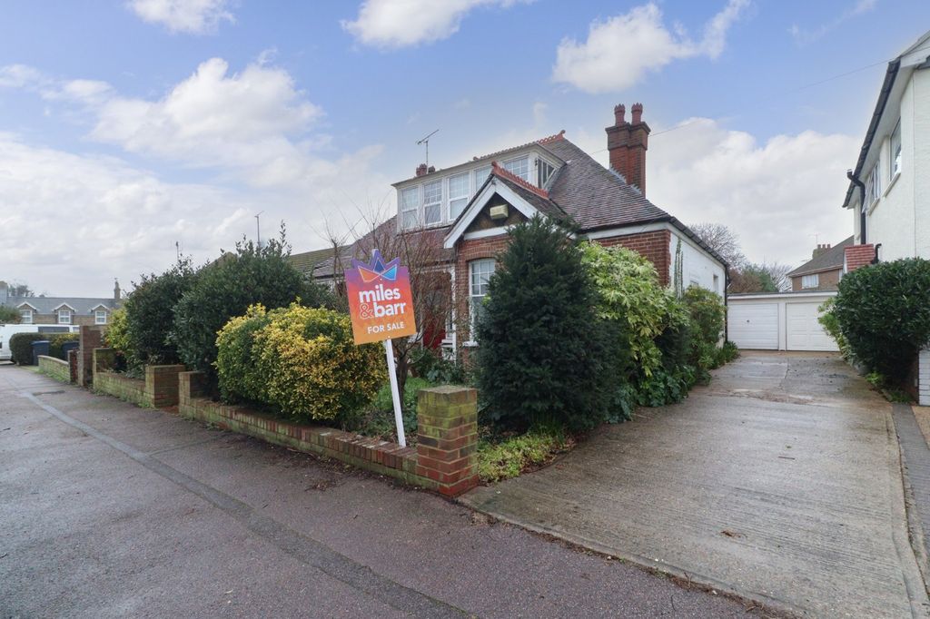 Property photo 2 of 2 Picture 2