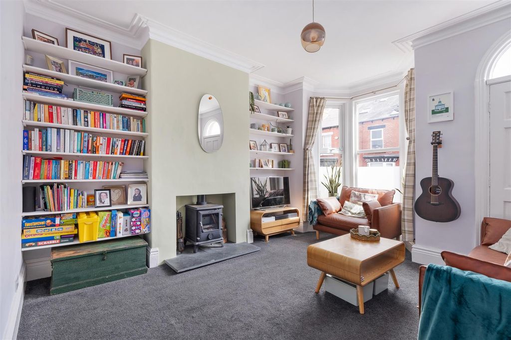 Property photo 3 of 21 Untitled (21 Of 22).Jpg