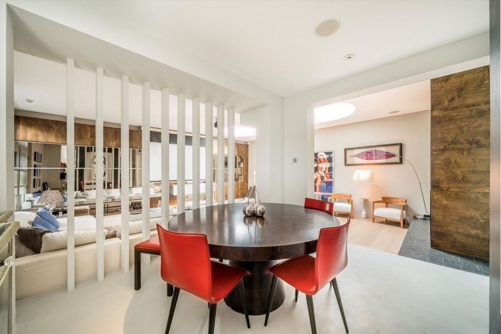 Property photo 3 of 9