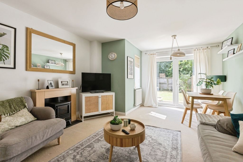 Property photo 2 of 17 Pbox-Img.Jpg