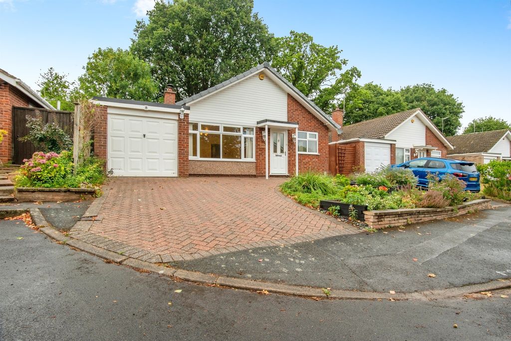 Property photo 1 of 17