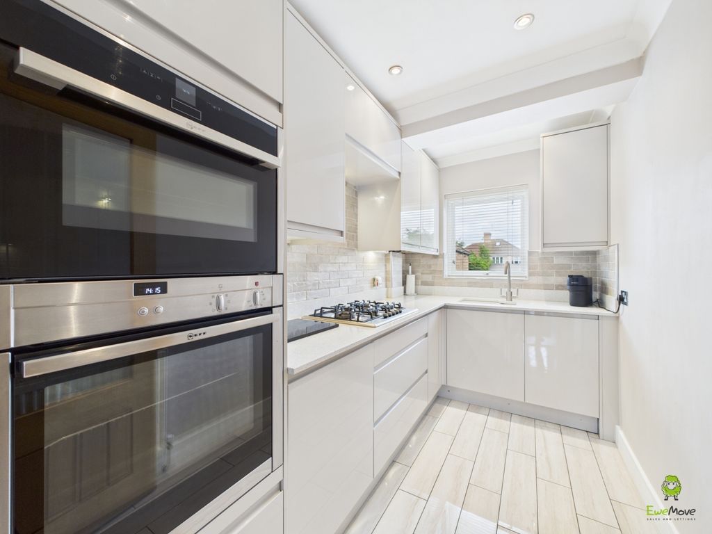 Property photo 1 of 15 Presented By Kevin At Ewemove Bexleyheath And Dart