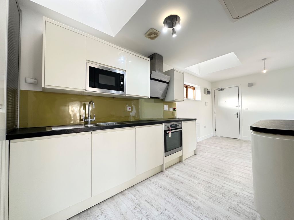 Property photo 1 of 8 Front