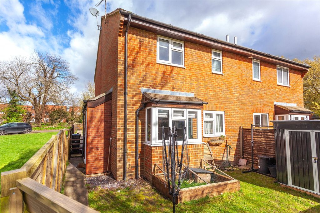 Property photo 1 of 11 Front