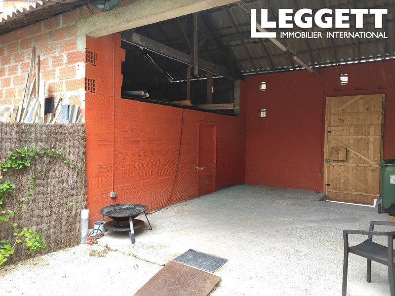 Property photo 2 of 3