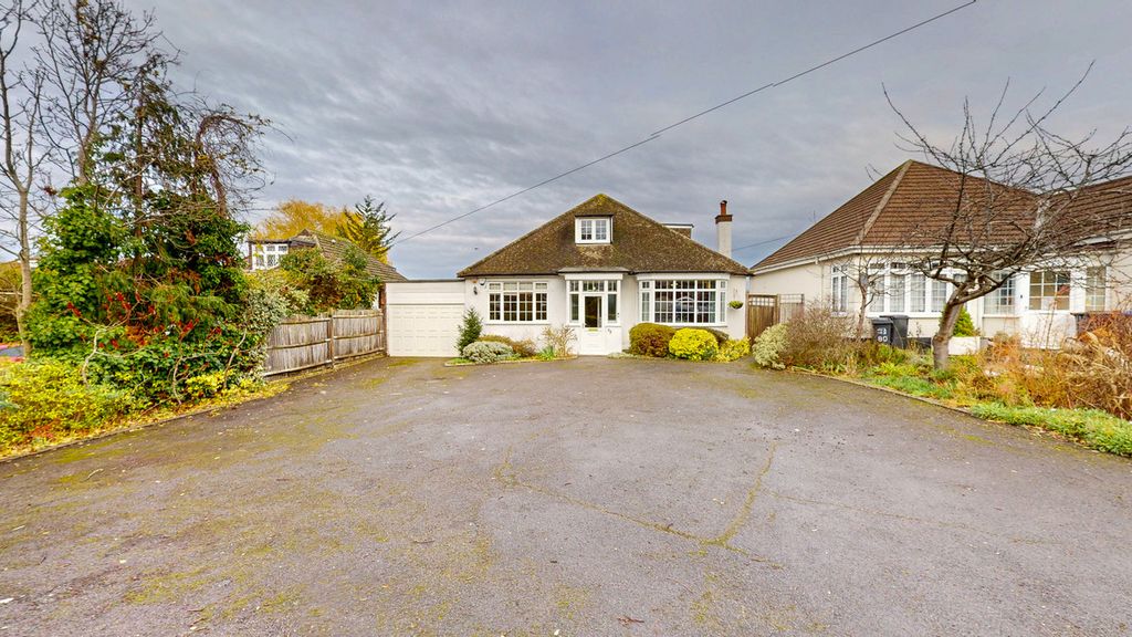 Property photo 1 of 27