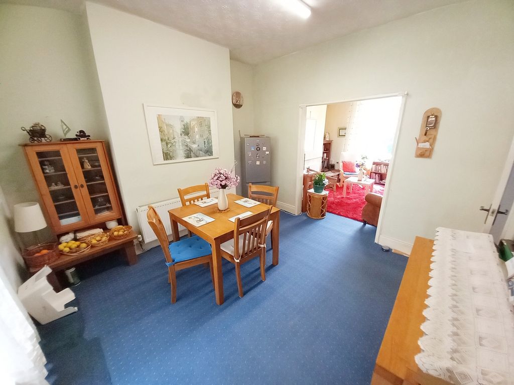 Property photo 3 of 12 Dining Room