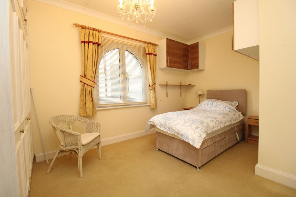 Additional image 9 of 3 bed flat for saleRedcliffe Court, Marine Drive, Paignton TQ3