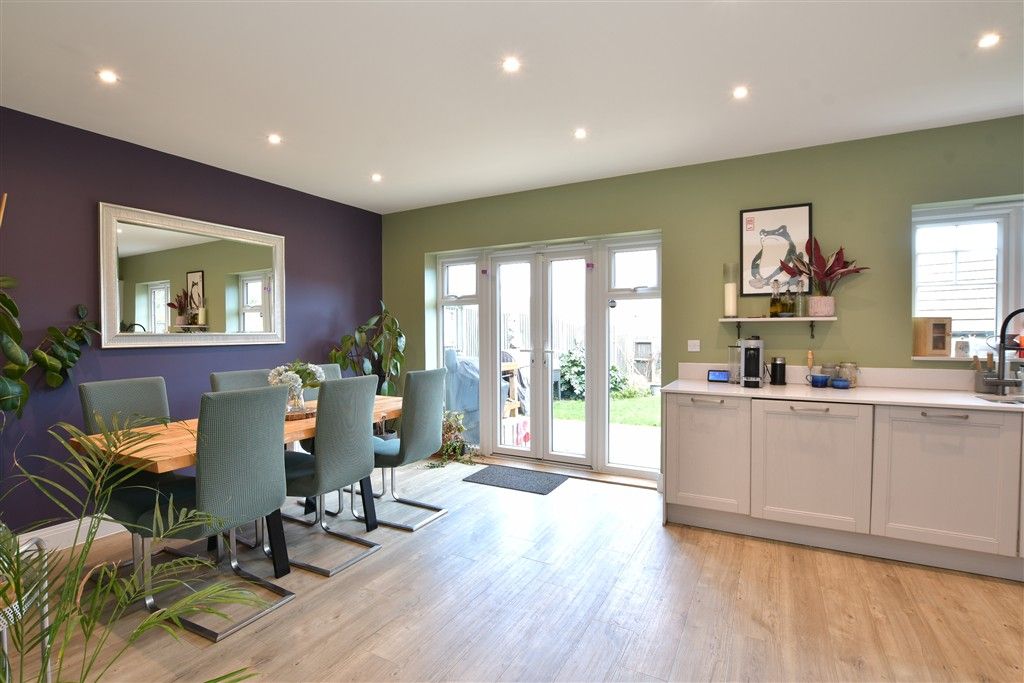 Property photo 2 of 15 Kitchen/Dining Room