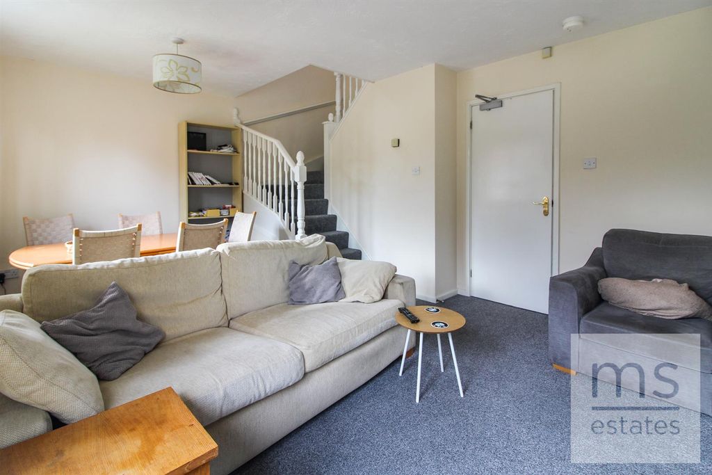 Property photo 3 of 16 Img_1928.Jpg