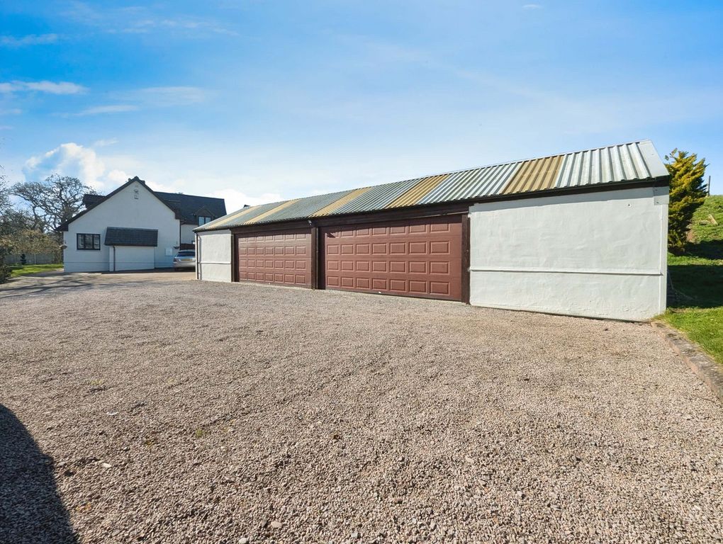 Property photo 2 of 49