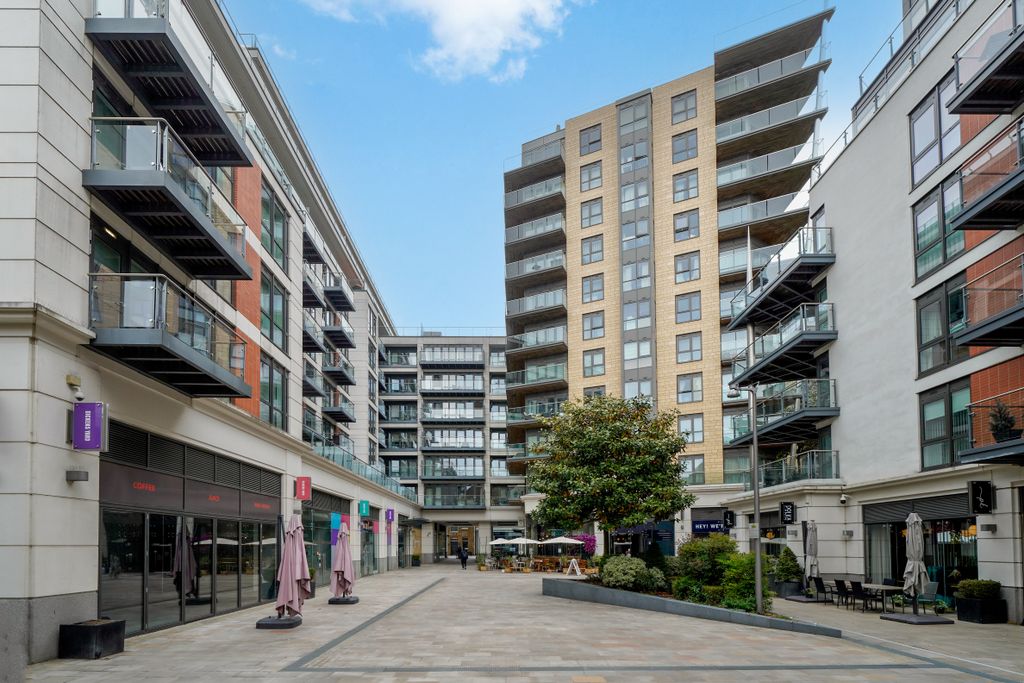 Property photo 3 of 8