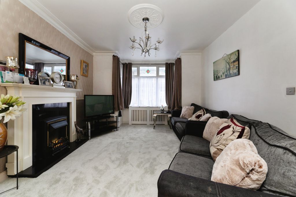 Property photo 2 of 20 Img_4603