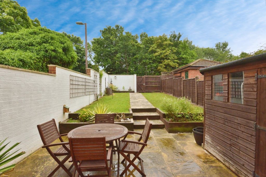 Property photo 2 of 16