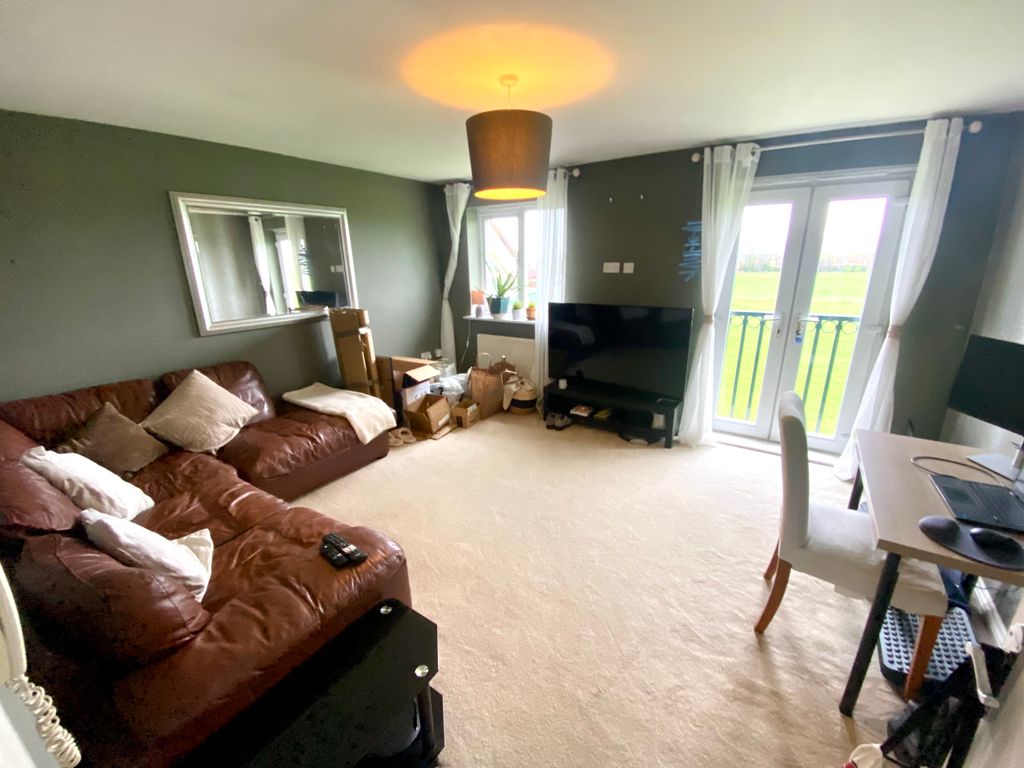 Property photo 3 of 8