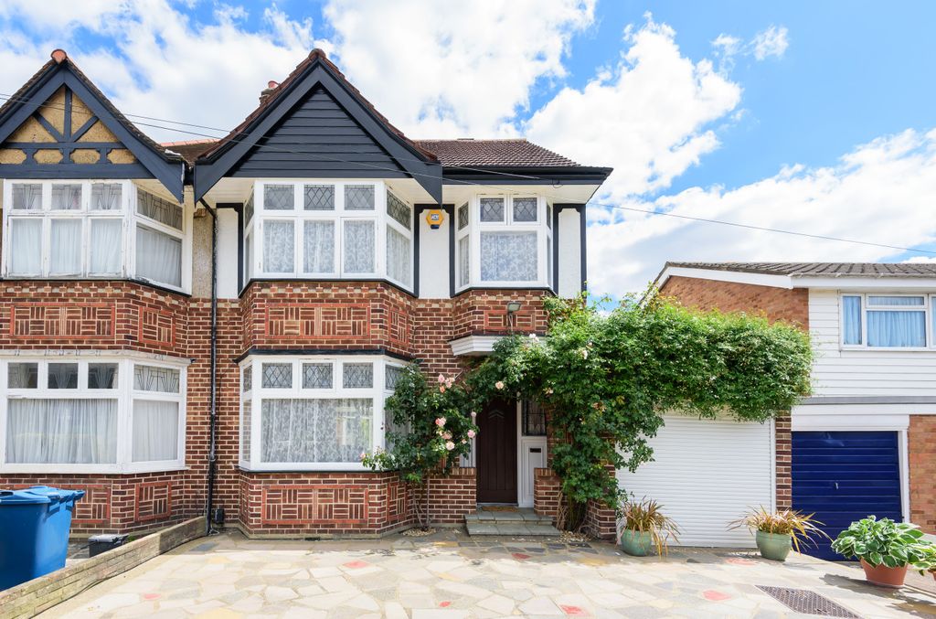 Property photo 1 of 19