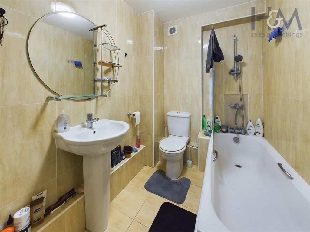 Property photo 2 of 5 Cam02804G0-Pr0144-Still004.Jpg