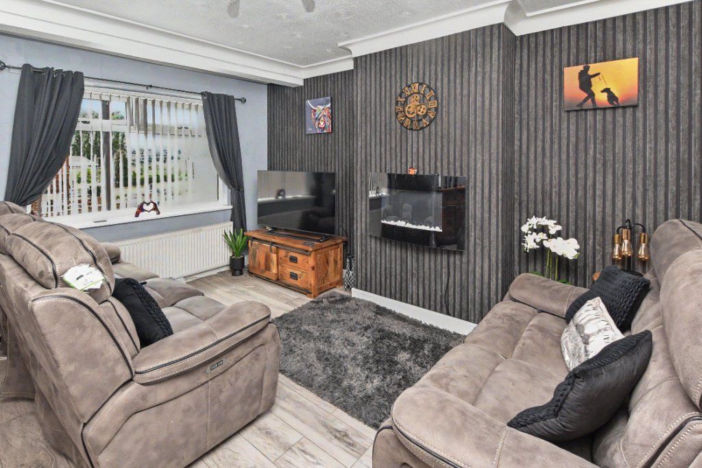 Property photo 2 of 17 Picture No. 09