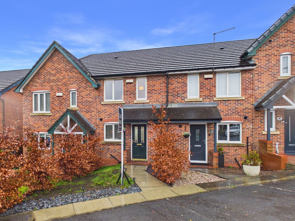 Property photo 1 of 12 External