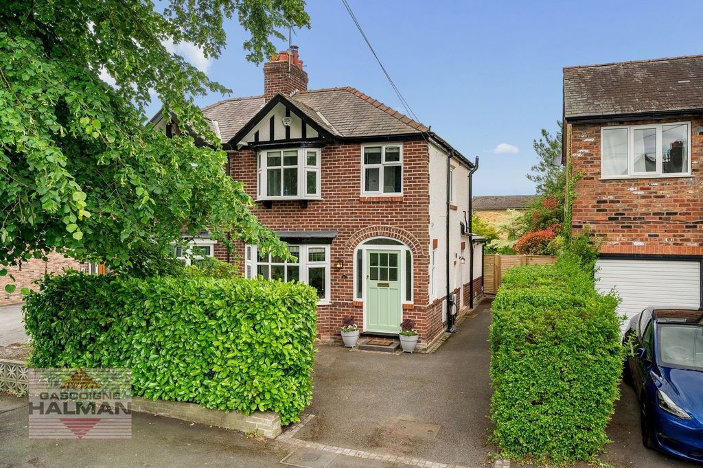 Property photo 1 of 21