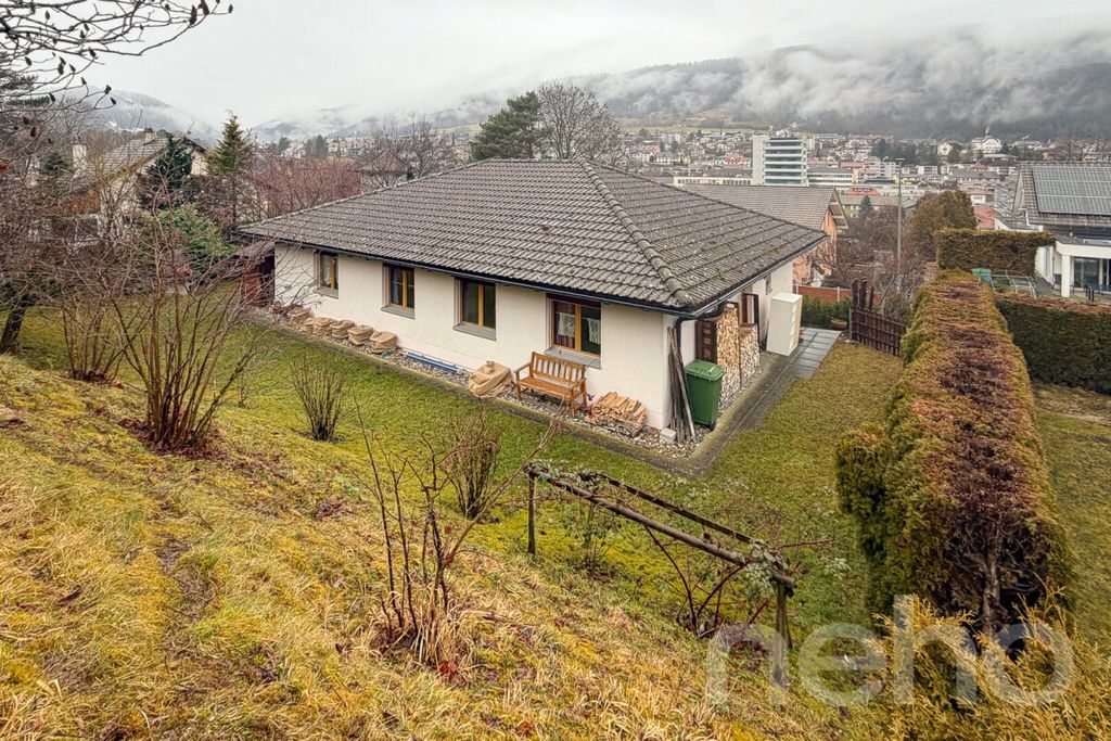 Property photo 3 of 12
