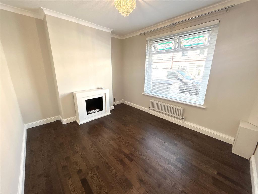 Property photo 3 of 14 Img_9704.Jpg