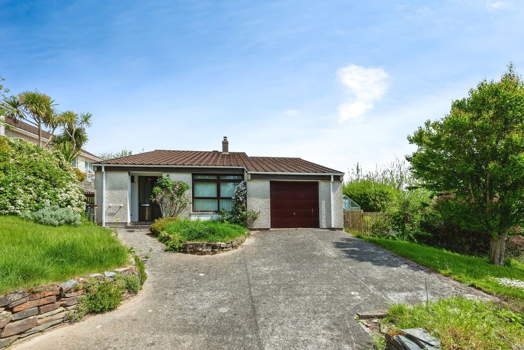 Property photo 1 of 17 Photo