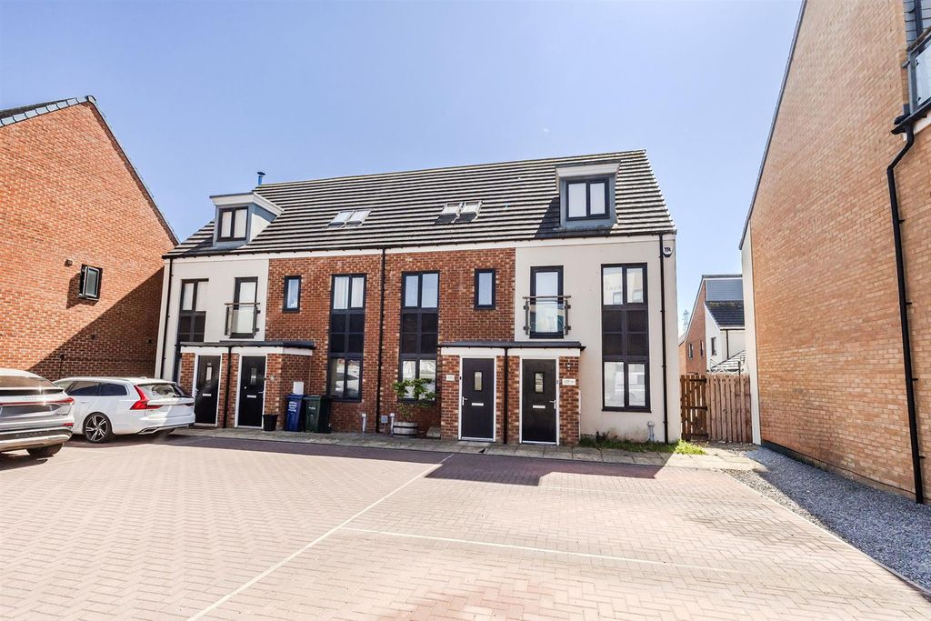 Property photo 1 of 17 A.X.Jpg