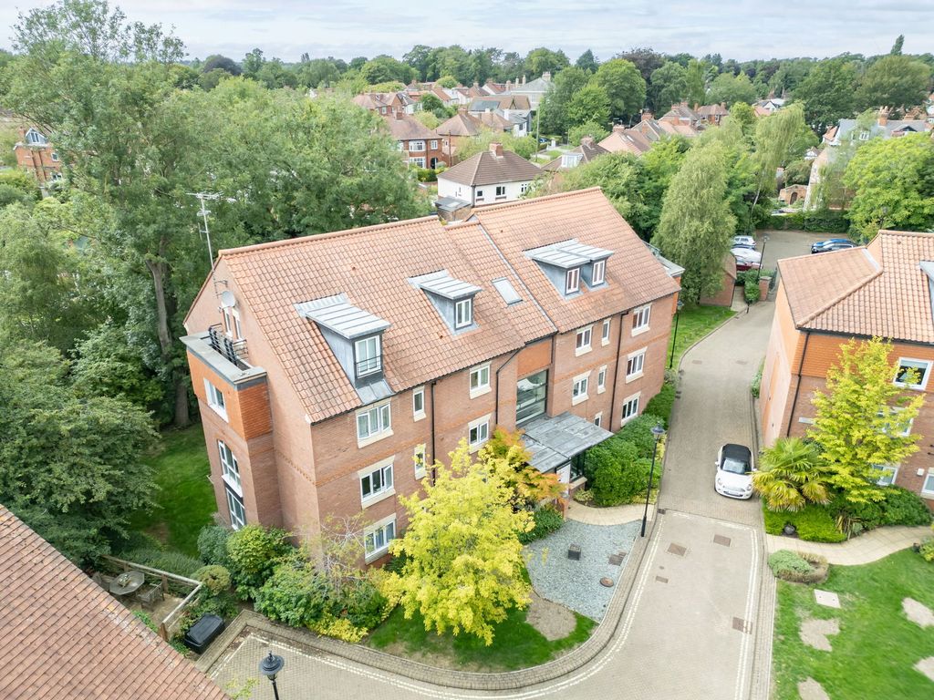 Property photo 1 of 15