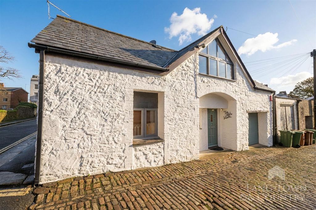 Property photo 1 of 11 0003.Jpg