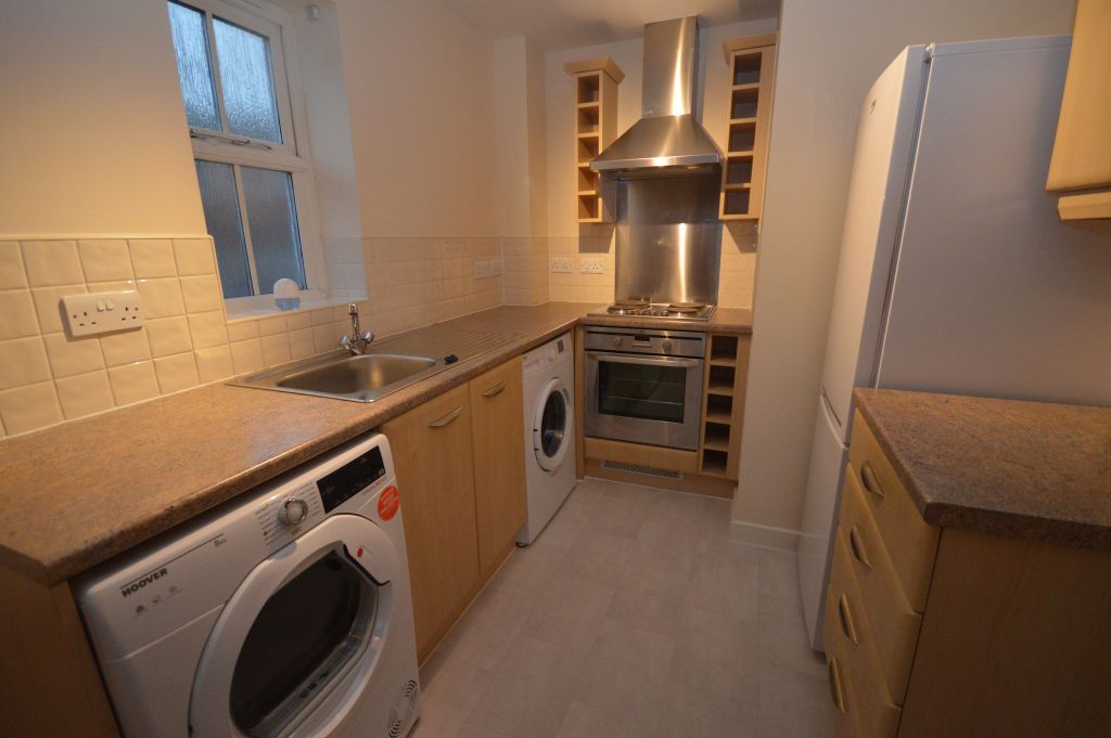 Property photo 3 of 6 Scotts House Flat 4