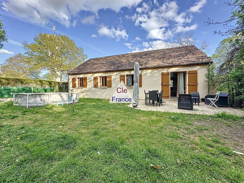Property photo 2 of 12