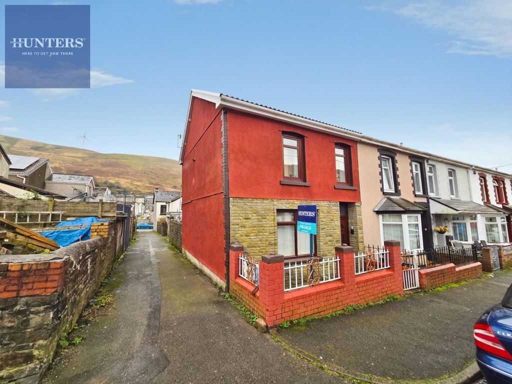 Property photo 2 of 13 E3c515c1-29616.Jpg