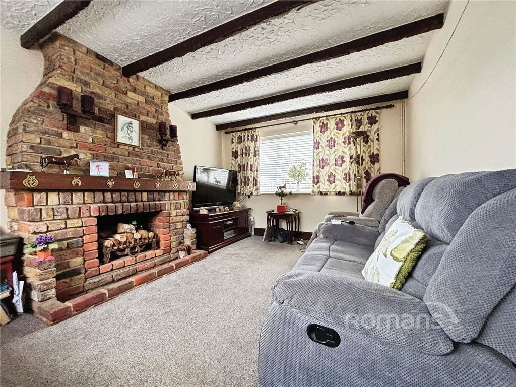 Property photo 2 of 17 Picture No. 18