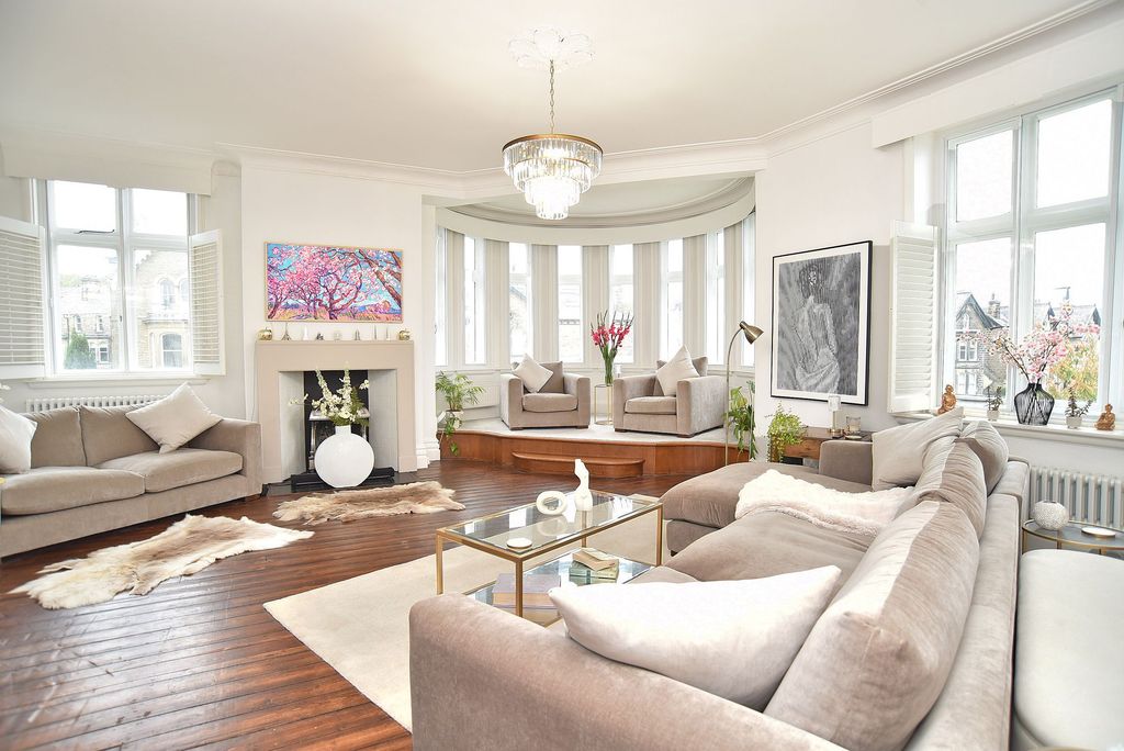 Property photo 3 of 26