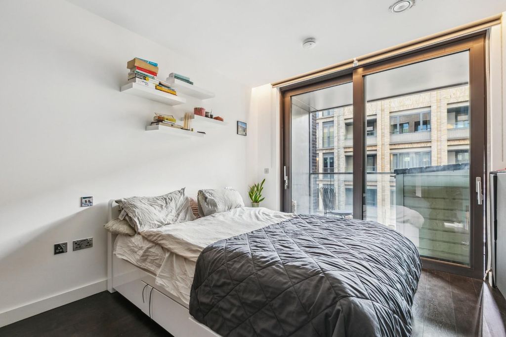 Property photo 3 of 16 1 (2).Jpg