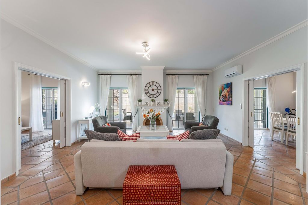 Property photo 3 of 28