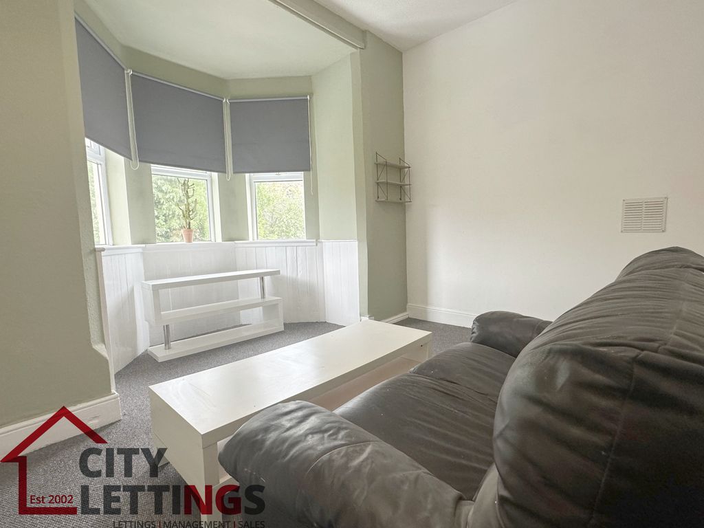 Property photo 3 of 9 Img_5041 (1)