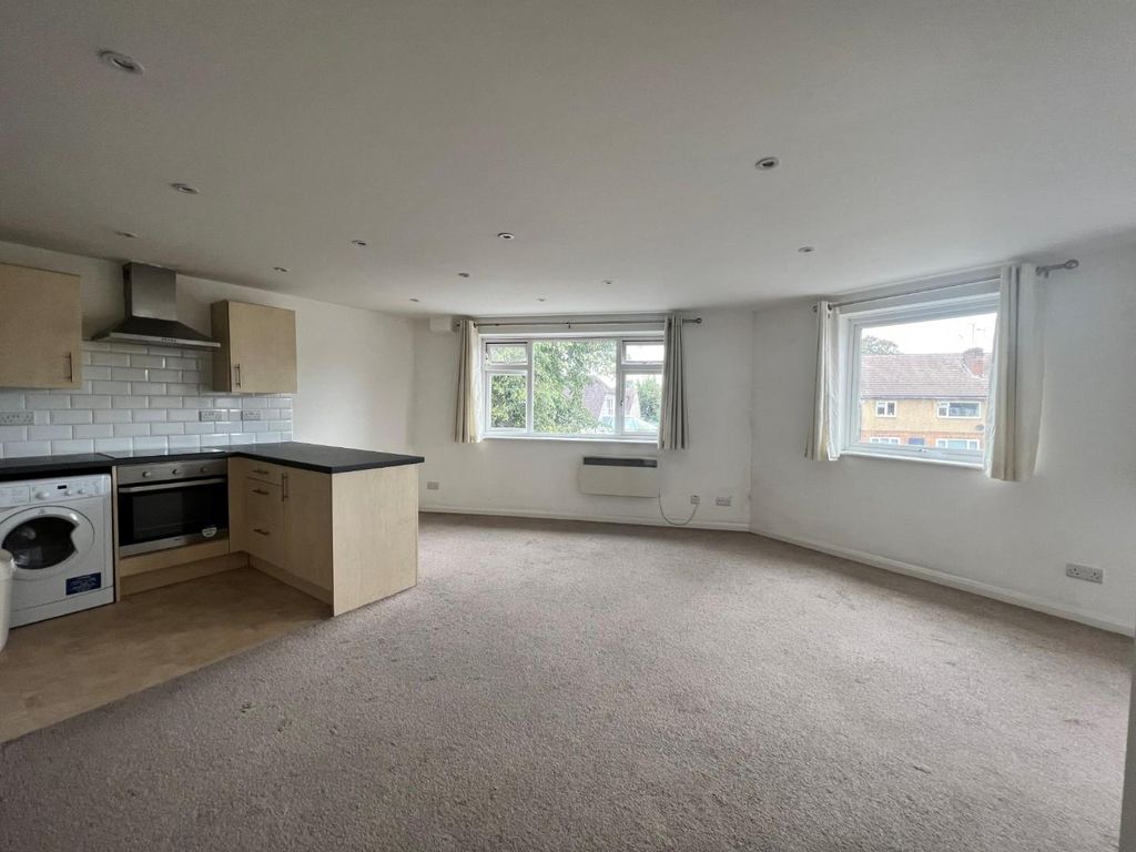 Property photo 1 of 8 Vanners Living.Jpg