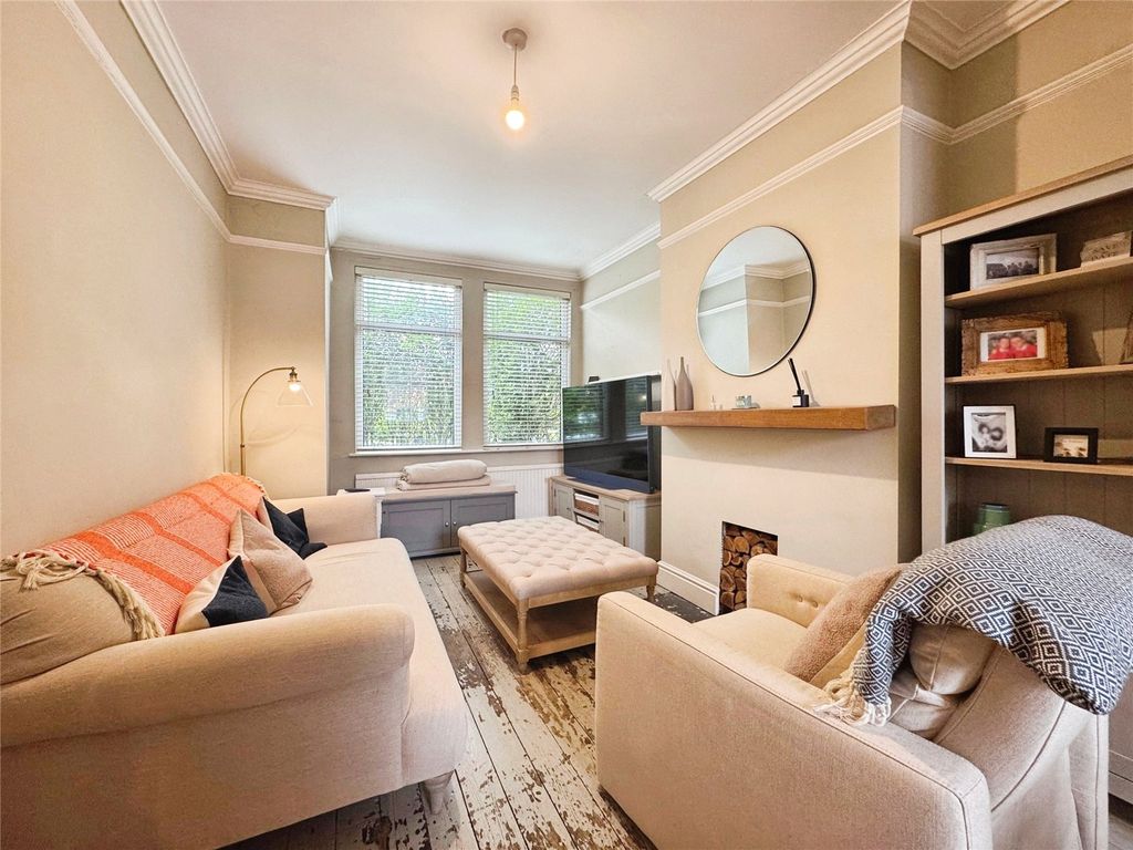 Property photo 2 of 26 Picture No. 23