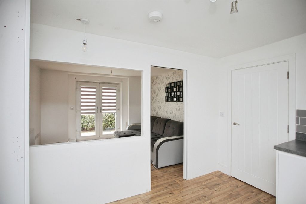 Additional image 6 of 2 bed flat for saleDoyle Close, Rugby CV21