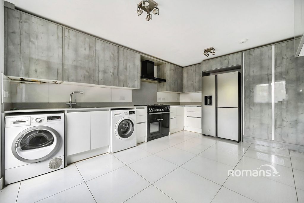 Property photo 2 of 15 Pbox-Img.Jpg