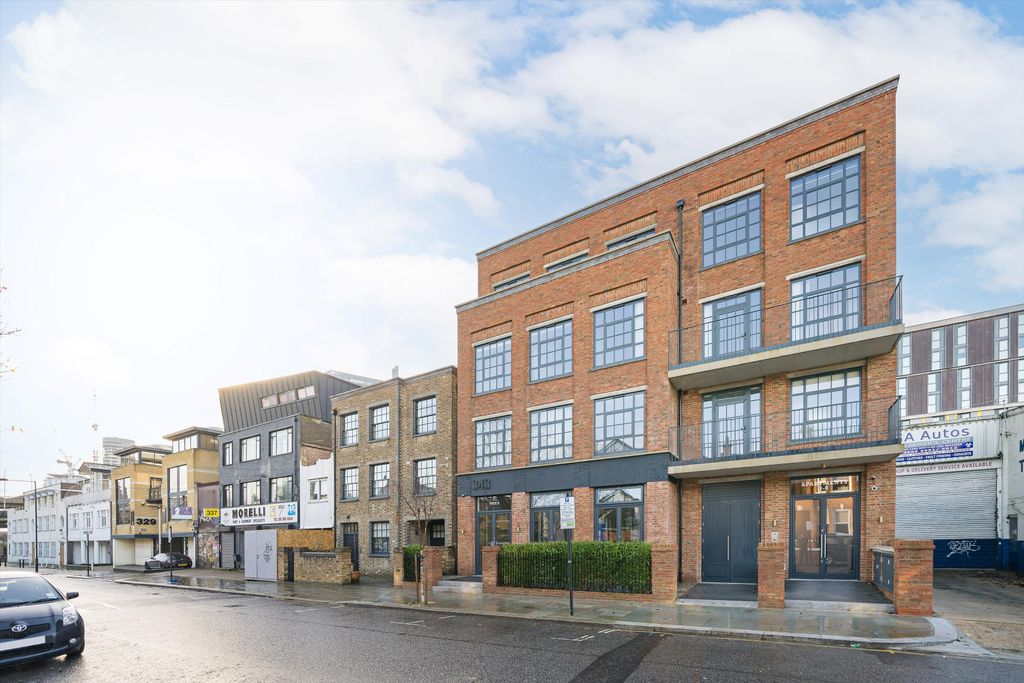 Property photo 1 of 11 Image