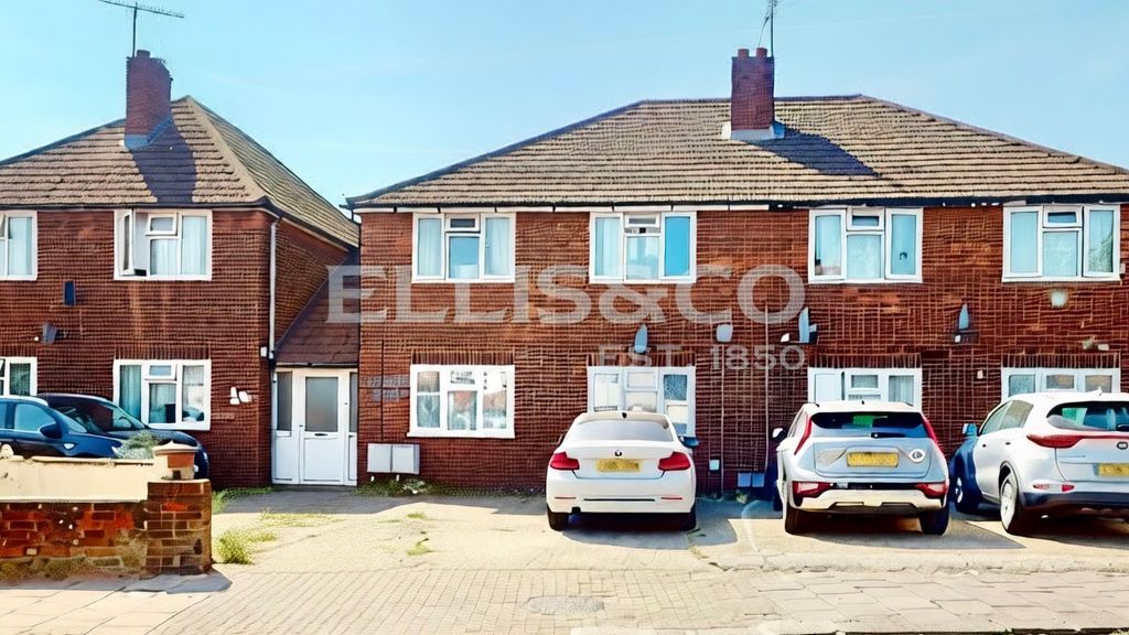 Property photo 2 of 16 Picture No. 19