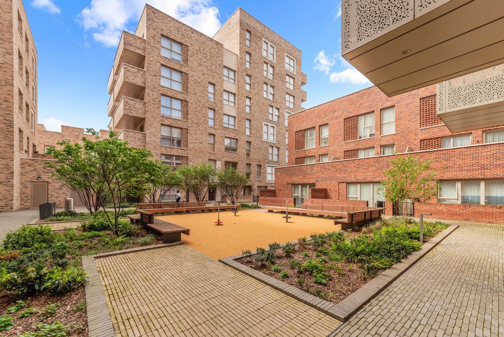 Property photo 1 of 11 Picture No. 12