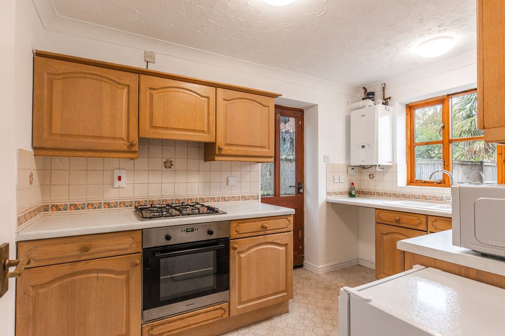 Property photo 2 of 15