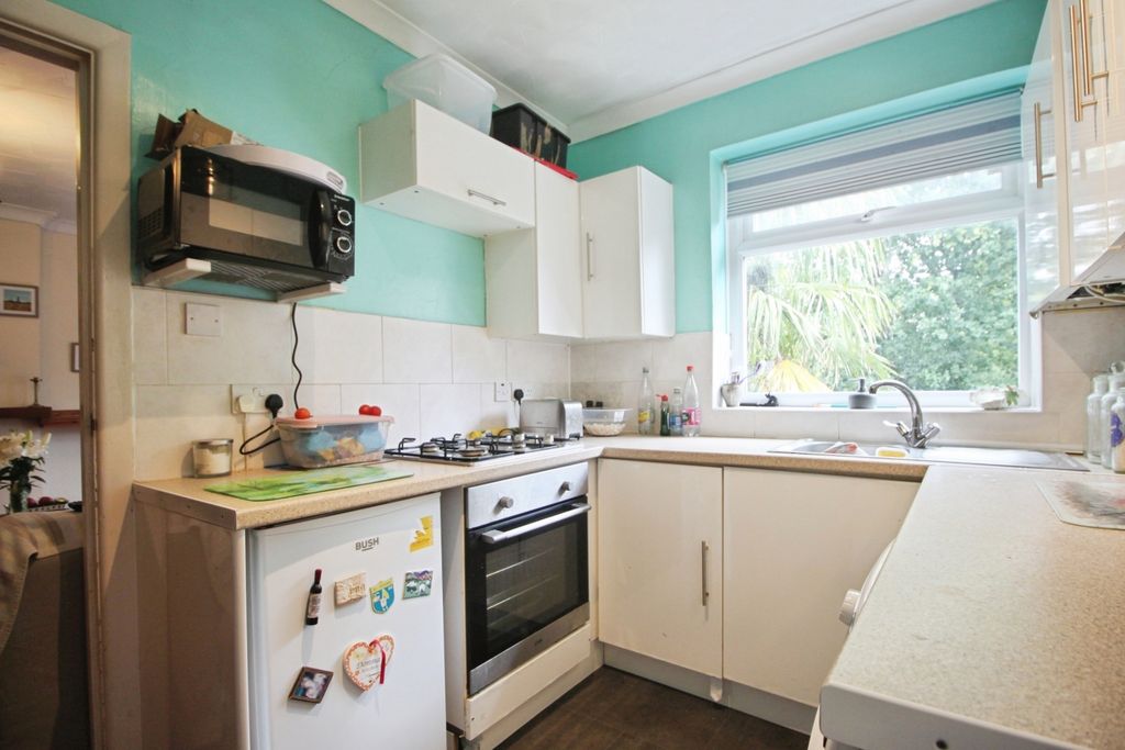 Property photo 3 of 10 Pbox-Img.Jpg