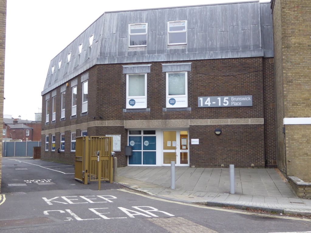 Property photo 1 of 4