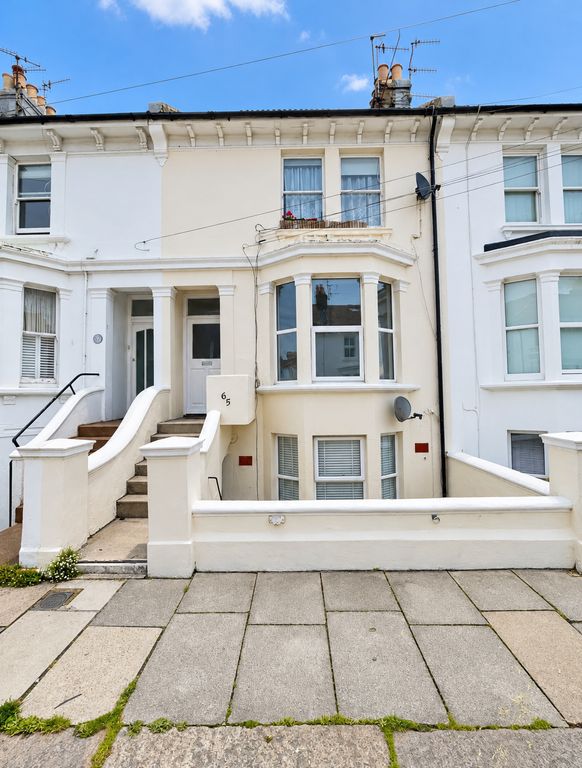Property photo 1 of 5